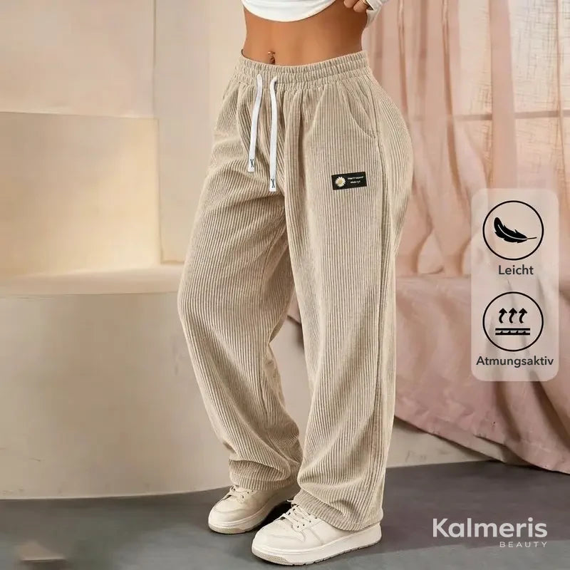 Cordhose Beige getragen